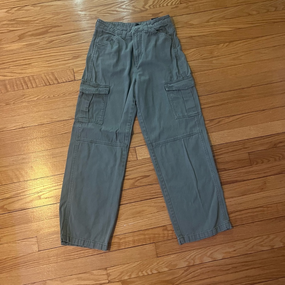 H&M olive green cargo jeans/pants size 4